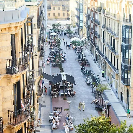 Prim By Basque Homes Апартаменти *