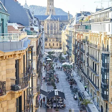 Prim By Basque Homes Апартаменти